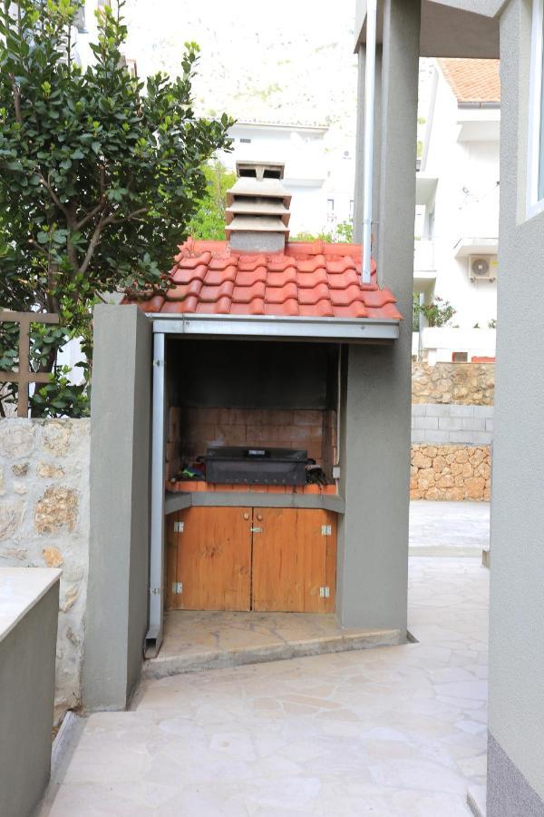Apartments By The Sea Nemira, Omis - 17039 Tice Extérieur photo